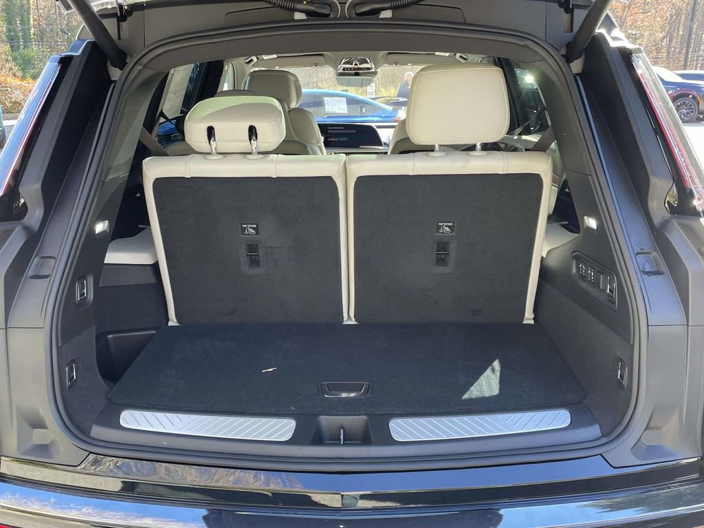 New 2026 Cadillac Vistiq Sport image 10