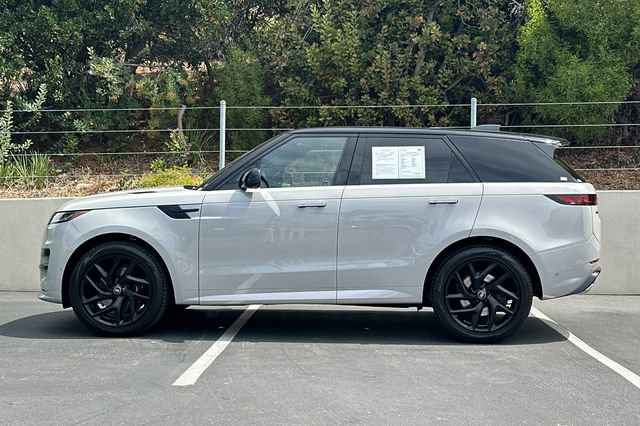 Used 2025 Land Rover Range Rover Sport Dynamic SE AWD/4WD image 2