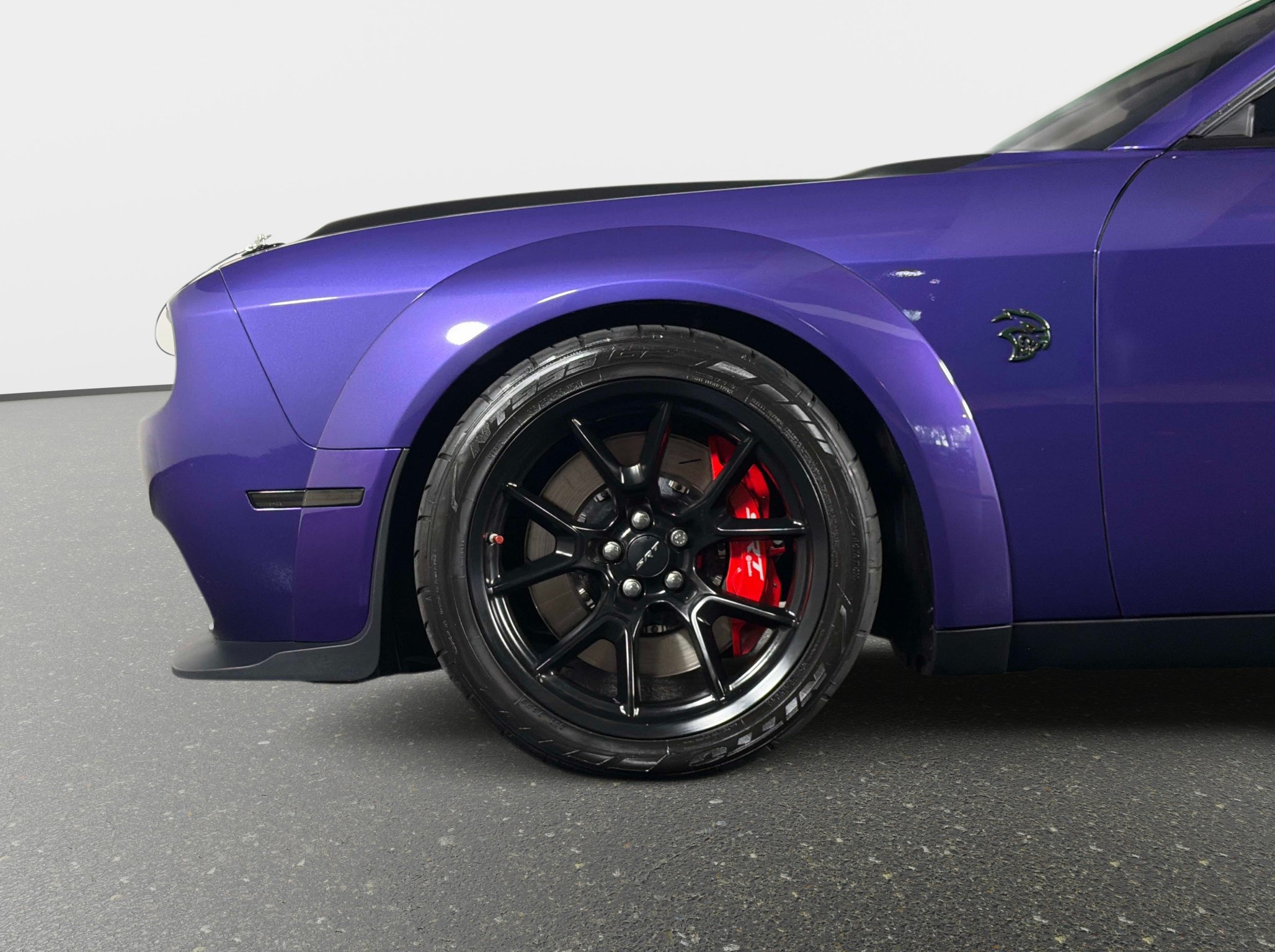 Used 2023 Dodge Challenger SRT Hellcat RWD image 16