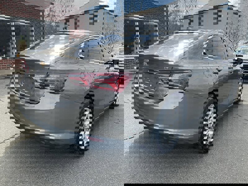 Used 2020 Chevrolet Malibu LT image 5