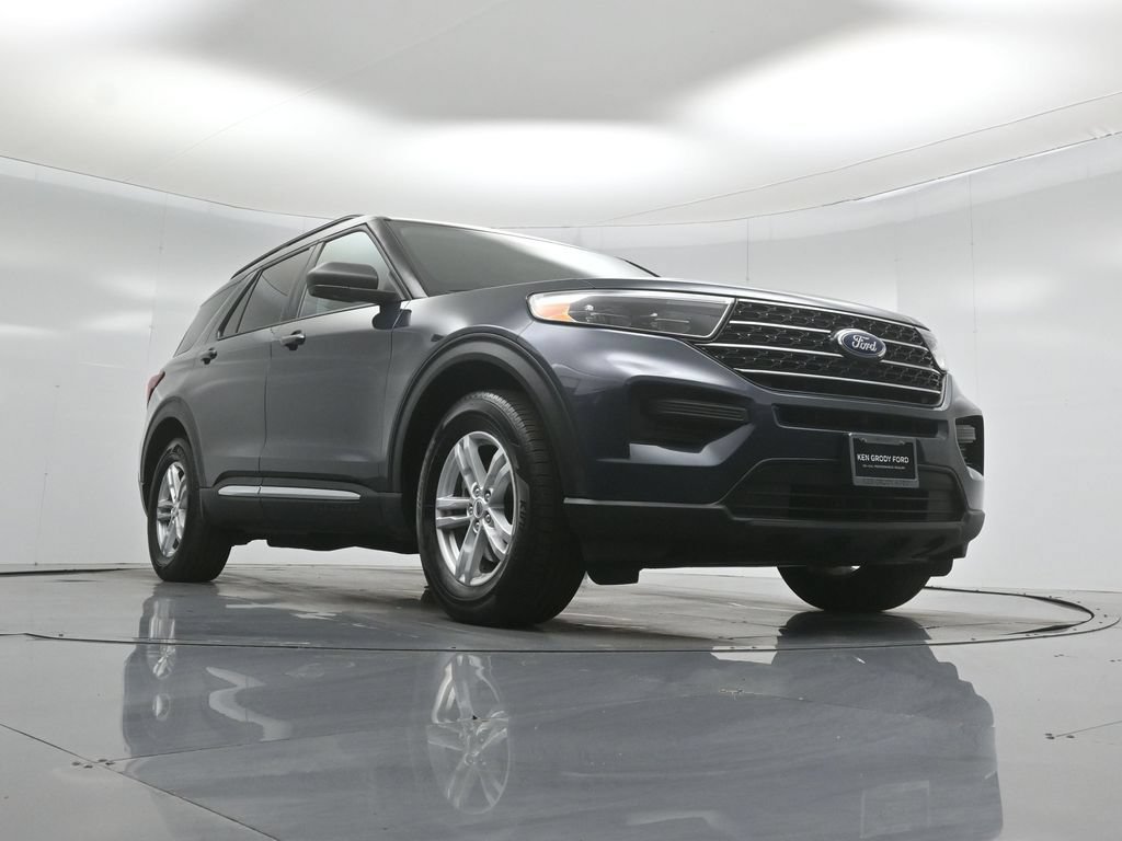 Certified 2023 Ford Explorer XLT RWD image 48