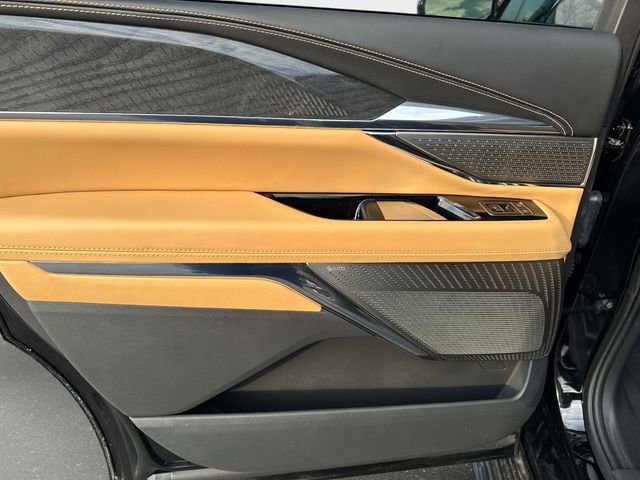 New 2026 Cadillac Escalade IQL Sport 2 w/ LPO, ONYX Package image 12