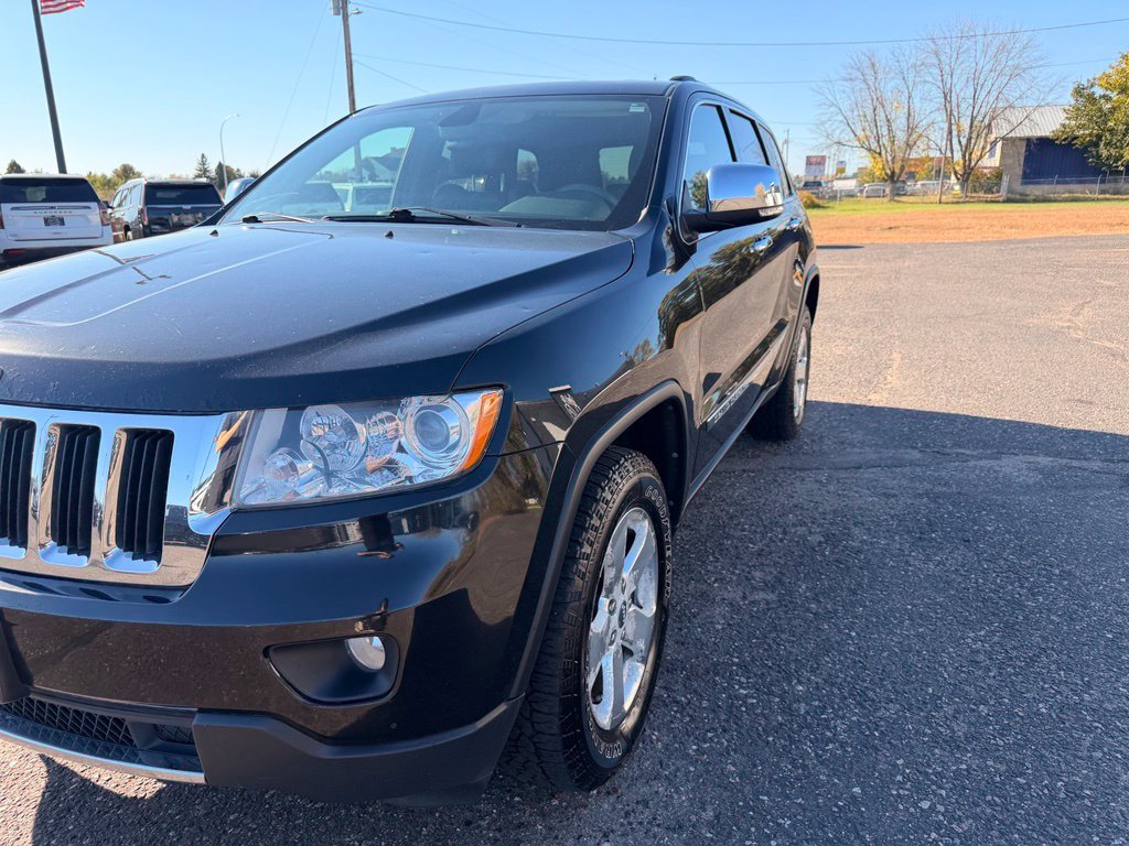 Used 2013 Jeep Grand Cherokee Limited AWD/4WD image 15