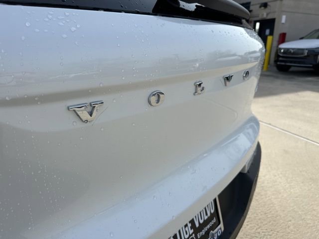 Used 2021 Volvo XC40 T5 R-Design w/ Climate Package image 35