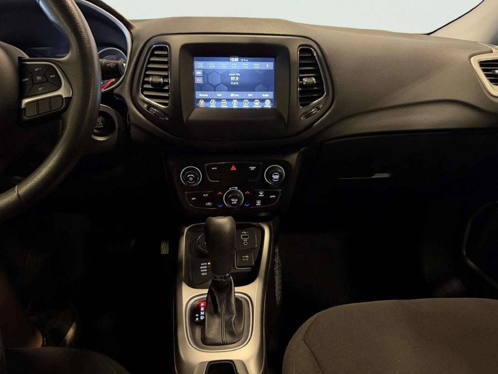 Used 2021 Jeep Compass Sport AWD/4WD image 30