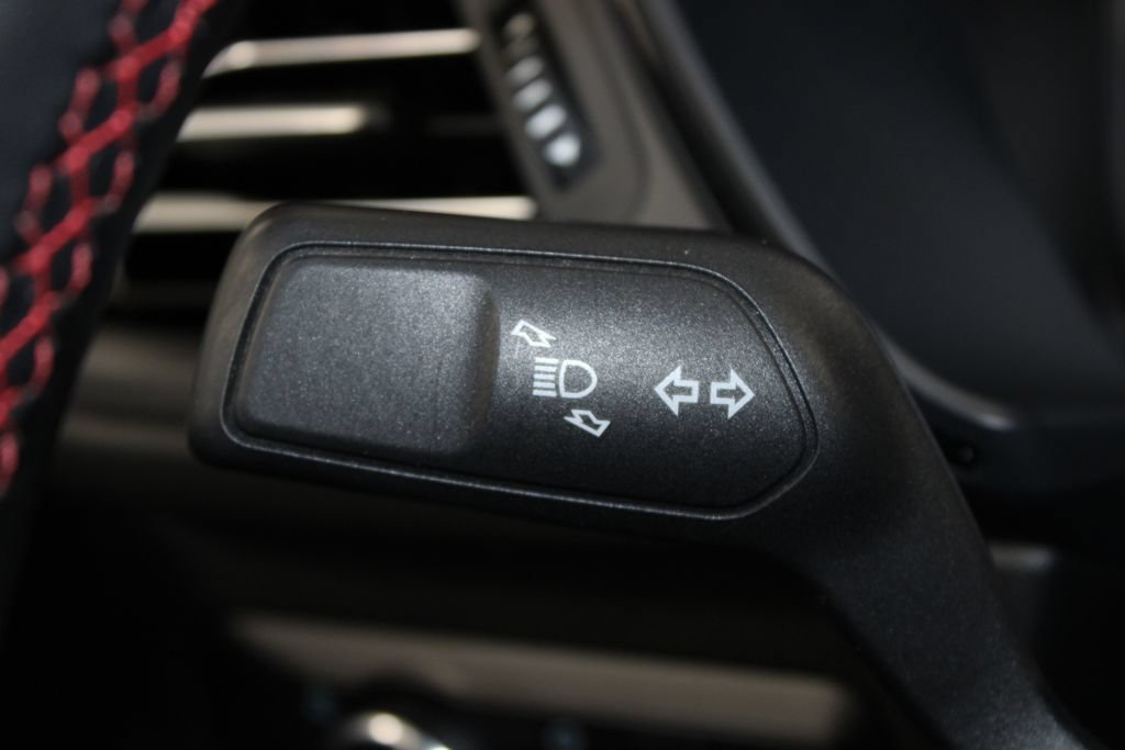 Used 2025 Ford Escape ST-Line AWD/4WD image 36