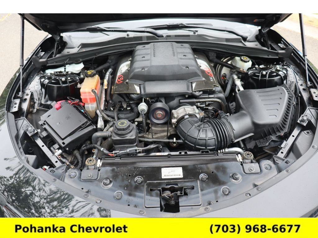 Used 2016 Chevrolet Camaro SS RWD image 33