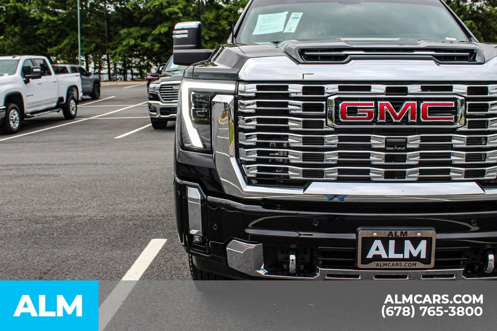 Used 2026 GMC Sierra 3500 Denali w/ Denali Reserve Package AWD/4WD image 12
