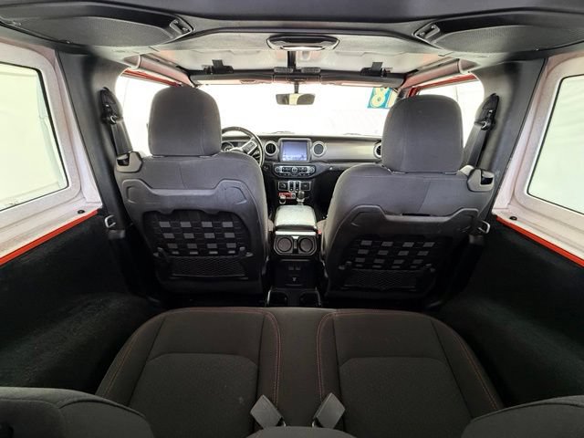 Used 2018 Jeep Wrangler Rubicon w/ Uconnect 4C Nav & Sound Group AWD/4WD image 8