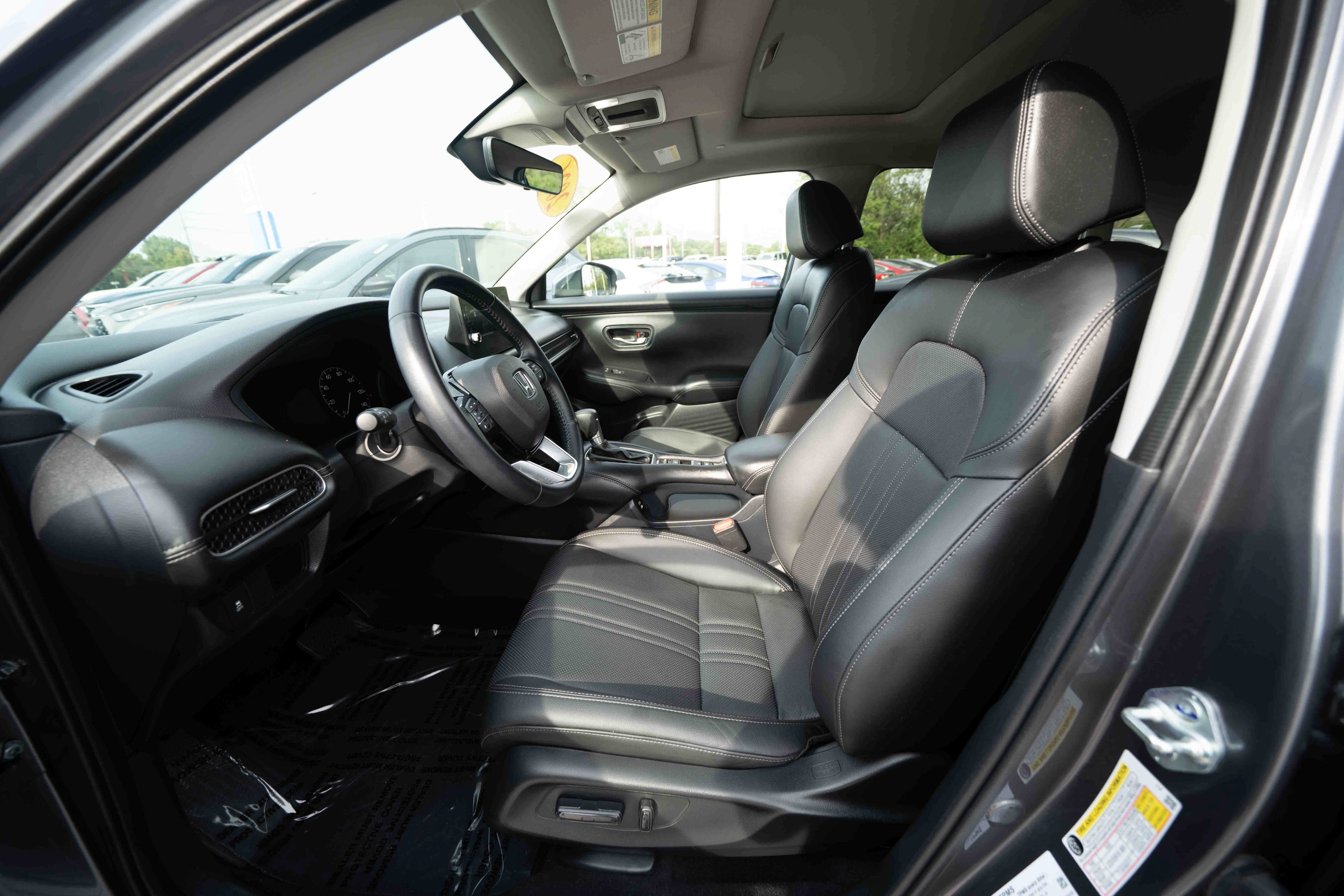Certified 2026 Honda HR-V EX-L image 9