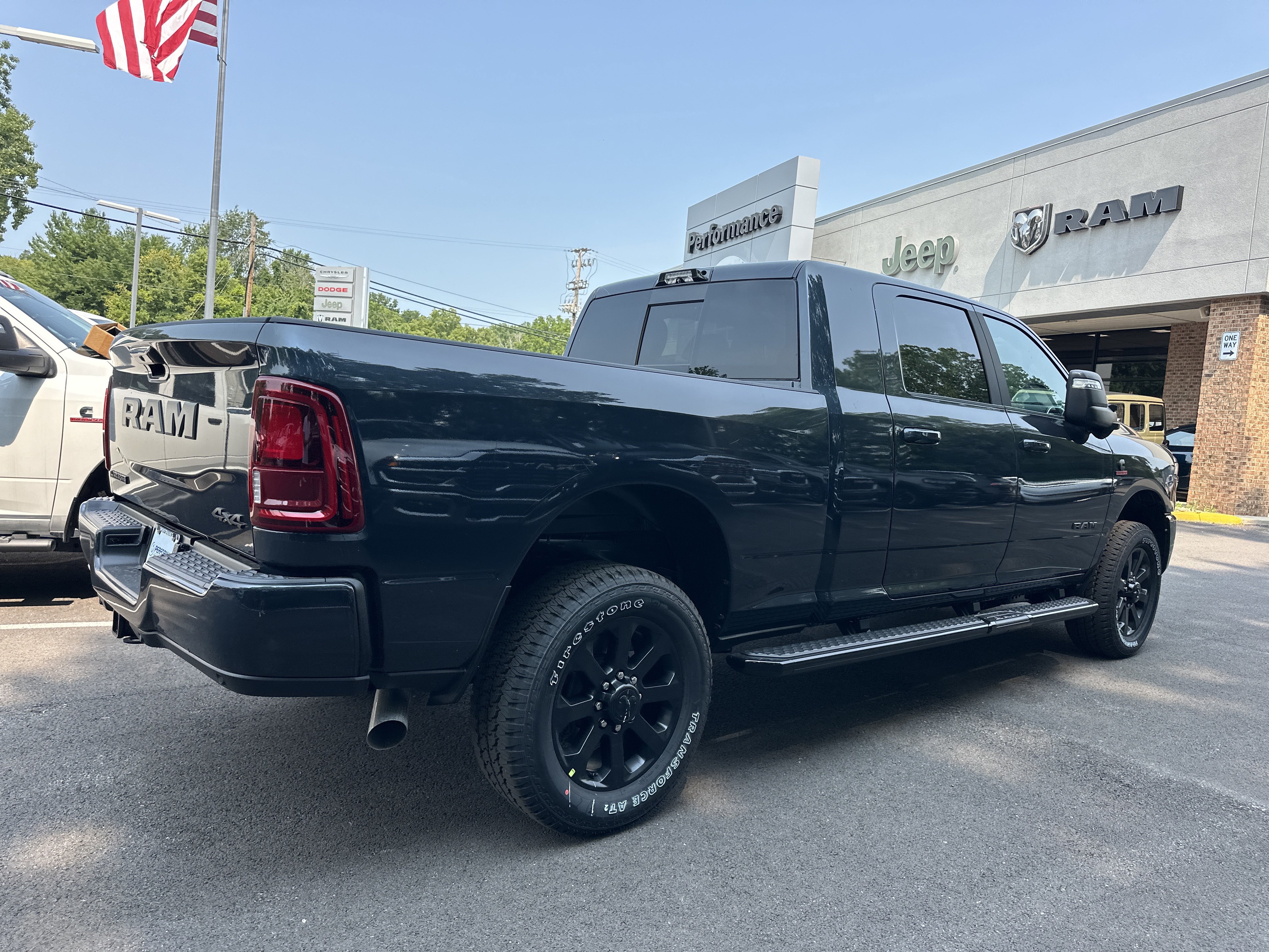 New 2026 RAM 2500 Laramie AWD/4WD image 20