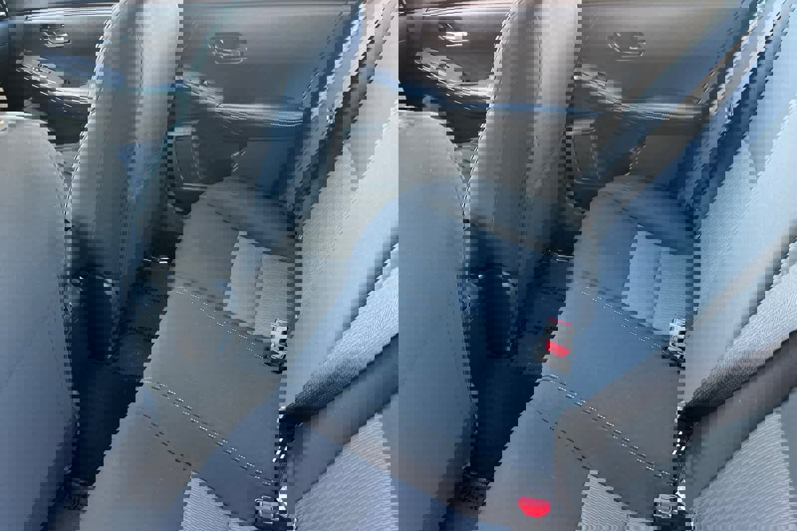 Used 2025 Nissan Sentra SV image 5