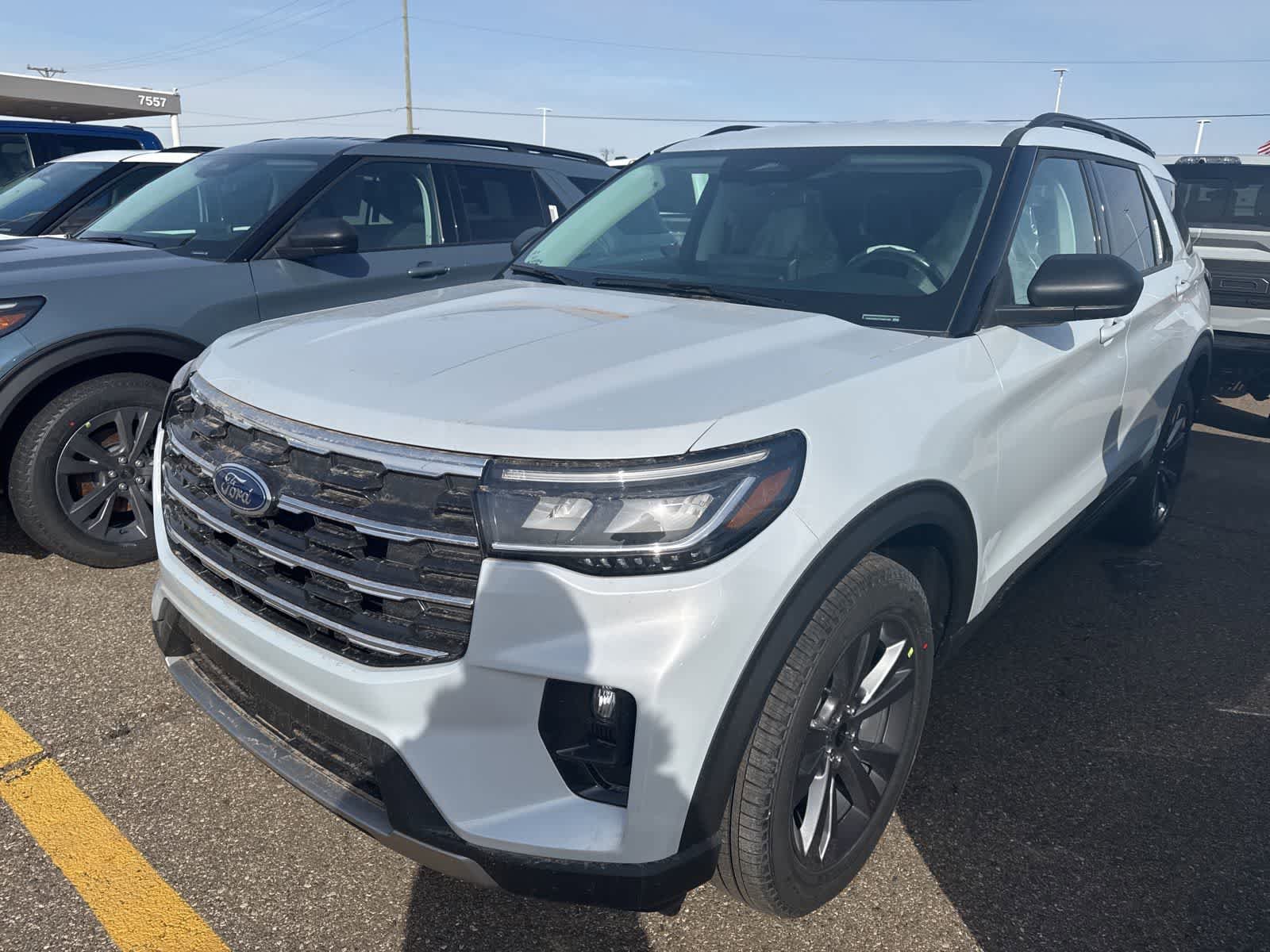 New 2026 Ford Explorer Active w/ Active Comfort Package AWD/4WD video 2