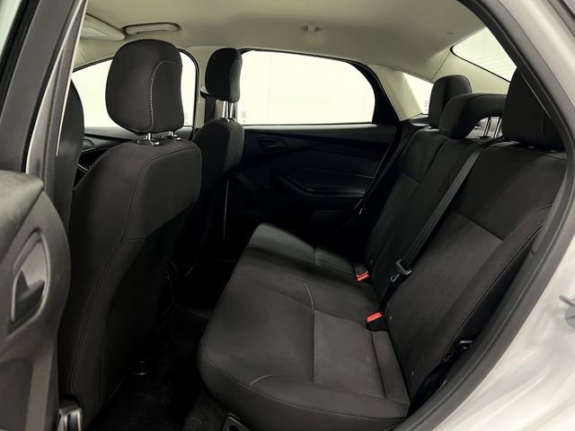 Used 2017 Ford Focus S image 28