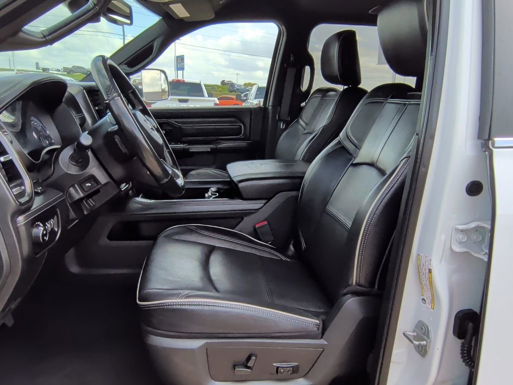 Used 2022 RAM 2500 Limited w/ Towing Technology Group image 13