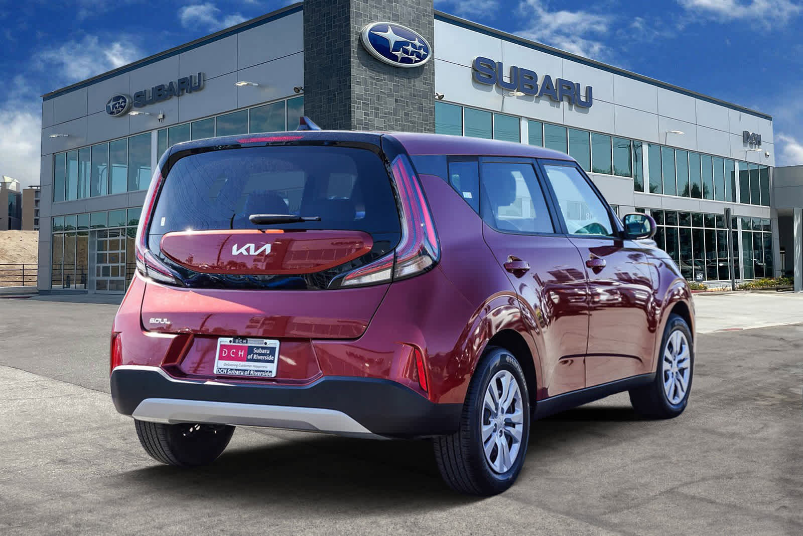 Used 2023 Kia Soul LX image 4