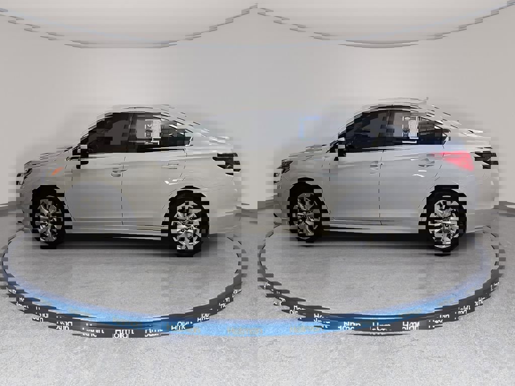 Used 2017 Subaru Legacy 2.5i Premium image 9