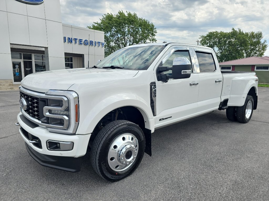 Used 2024 Ford F450 Platinum AWD/4WD image 3