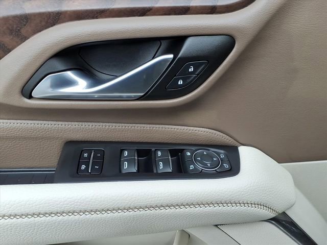 Used 2023 GMC Yukon Denali w/ Advanced Technology Package AWD/4WD image 30