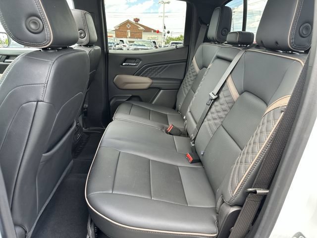 Used 2024 GMC Canyon Denali AWD/4WD image 27