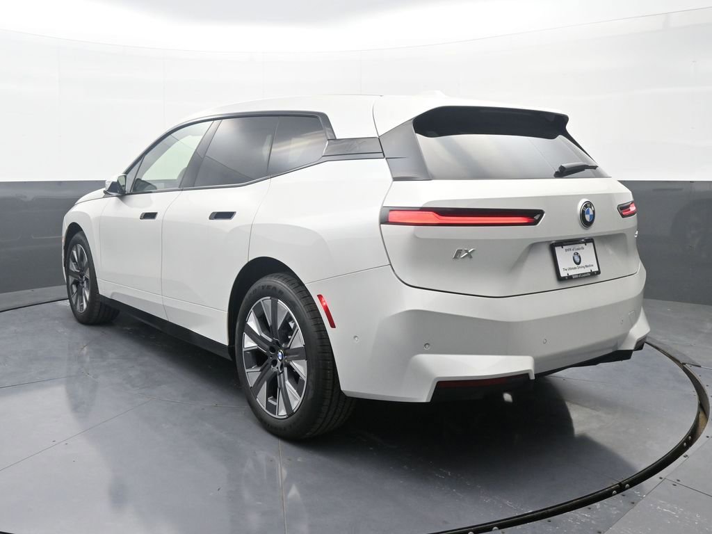 New 2026 BMW iX xDrive45 AWD/4WD image 6
