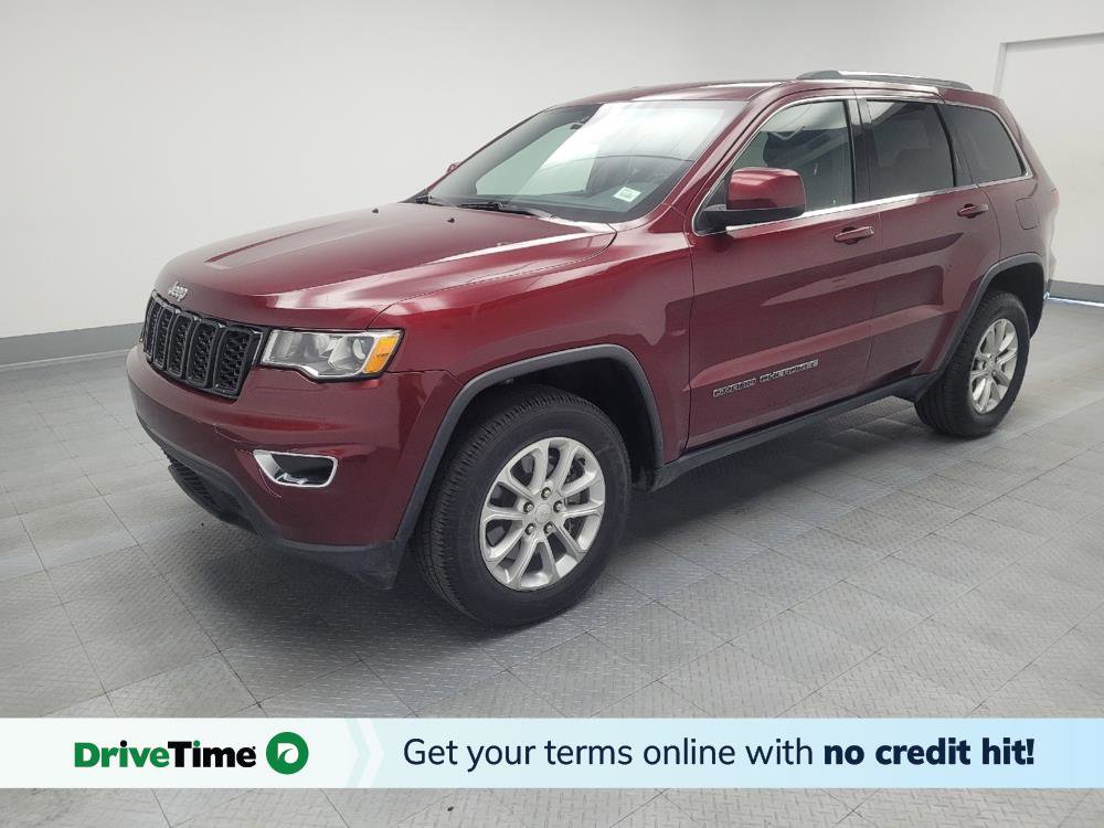 Used 2021 Jeep Grand Cherokee Laredo image 1