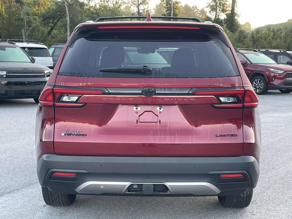 Used 2025 Toyota Grand Highlander AWD Hybrid image 27