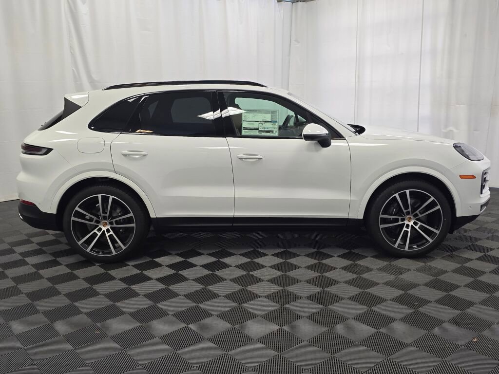 New 2026 Porsche Cayenne image 8