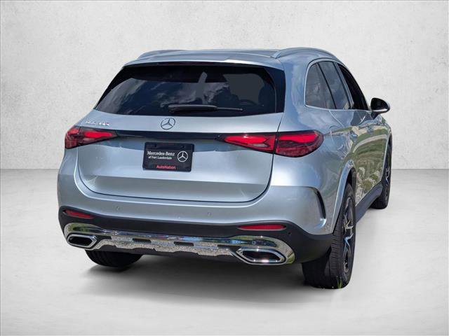 New 2026 Mercedes-Benz GLC 300 image 2