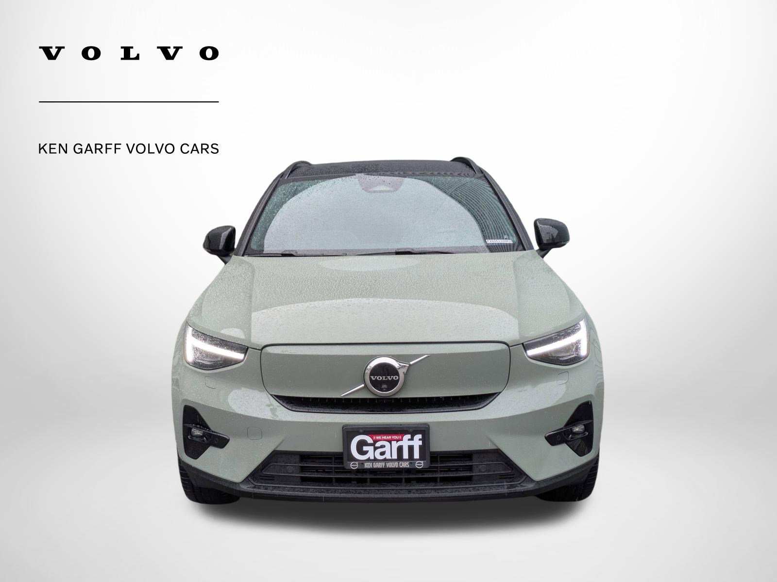 Used 2023 Volvo XC40 Recharge Ultimate image 9