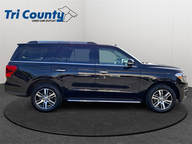 Used 2022 Ford Expedition Limited image 9