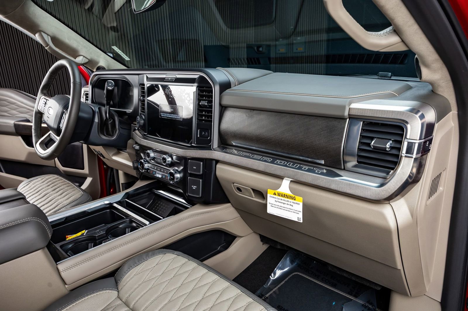 Used 2026 Ford F250 Platinum w/ Platinum Plus Package image 18