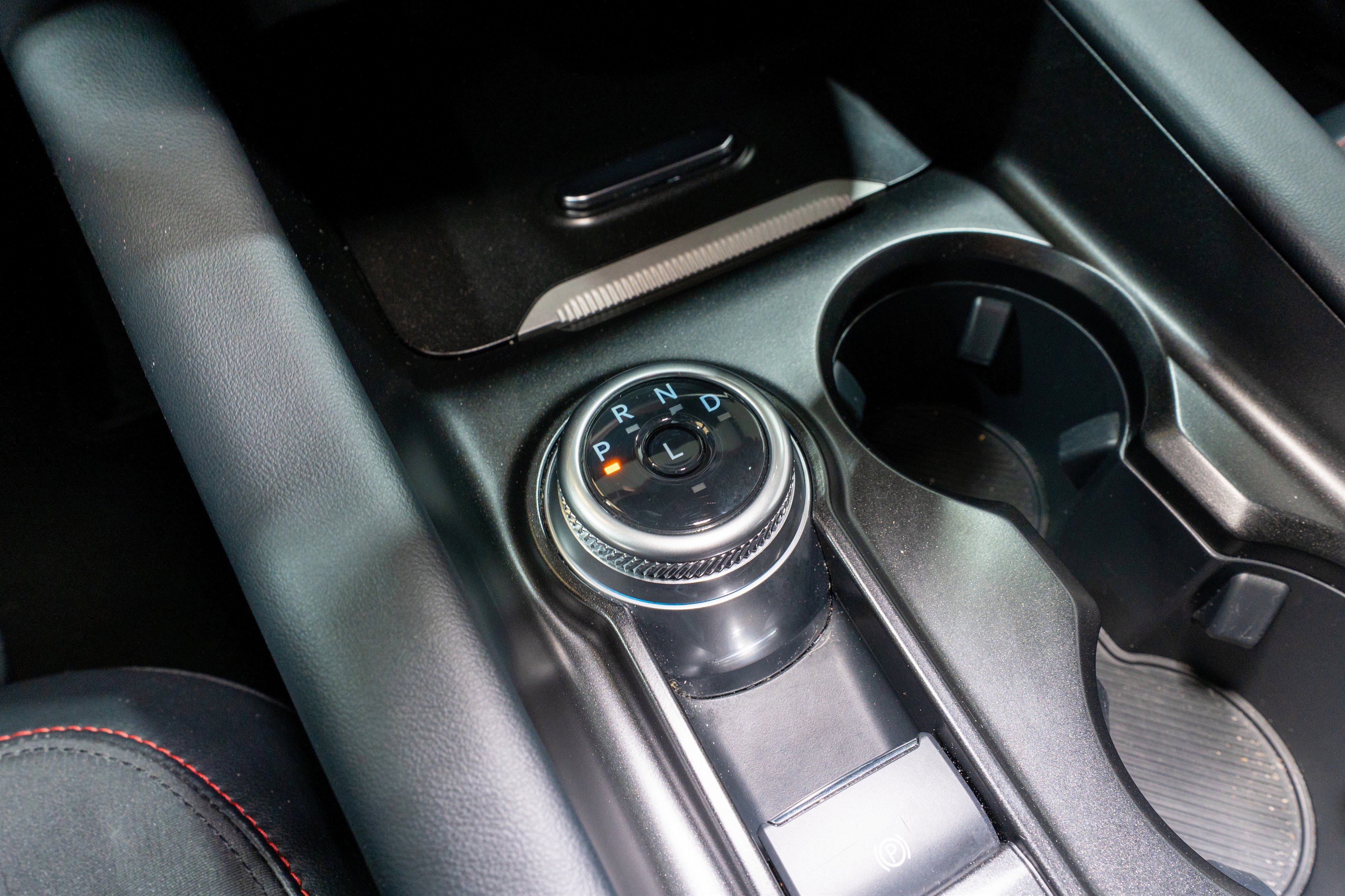 Used 2025 Ford Explorer ST-Line image 23