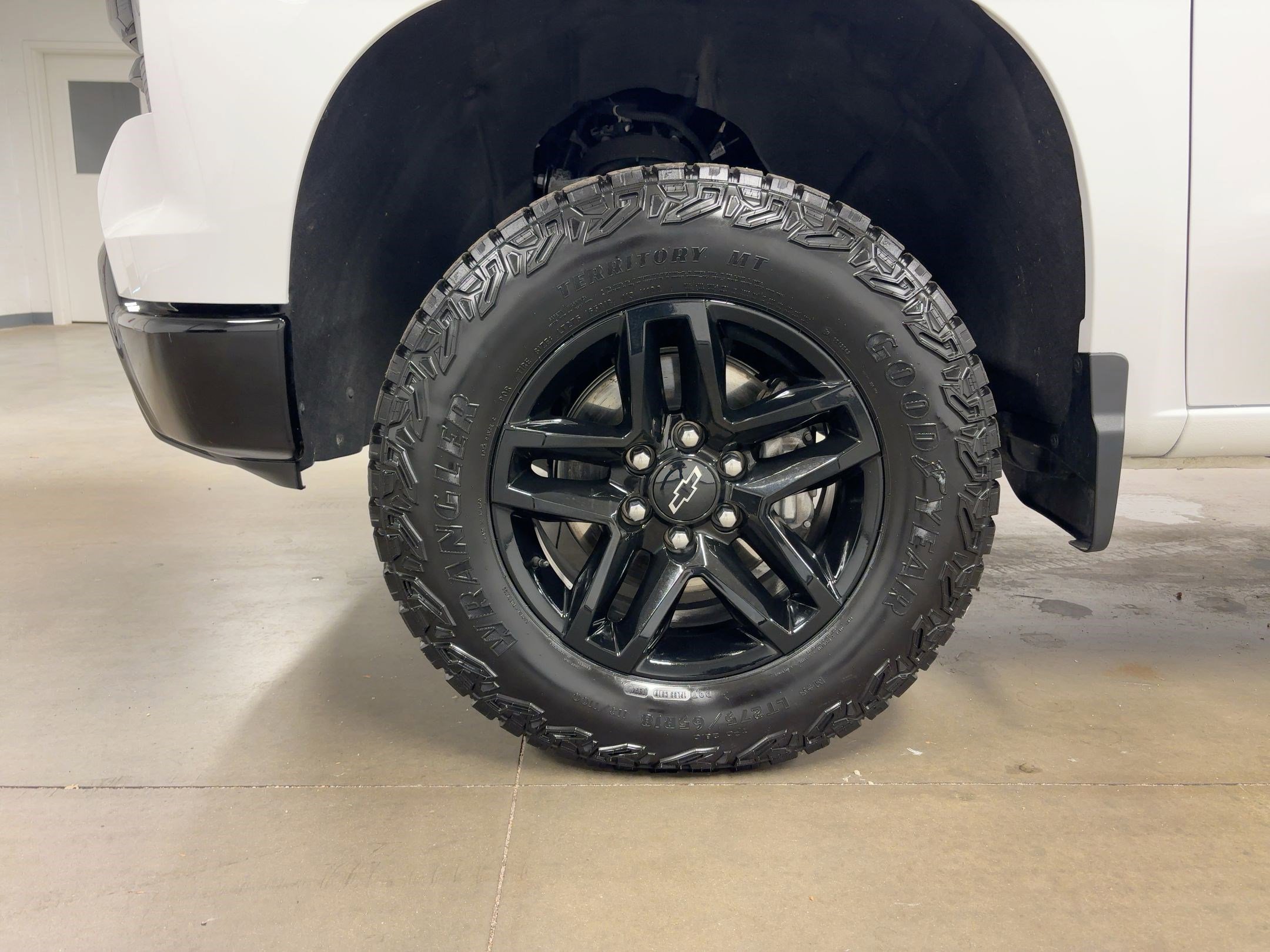 Used 2024 Chevrolet Silverado 1500 LT Trail Boss w/ LT Trail Boss Premium Package image 10