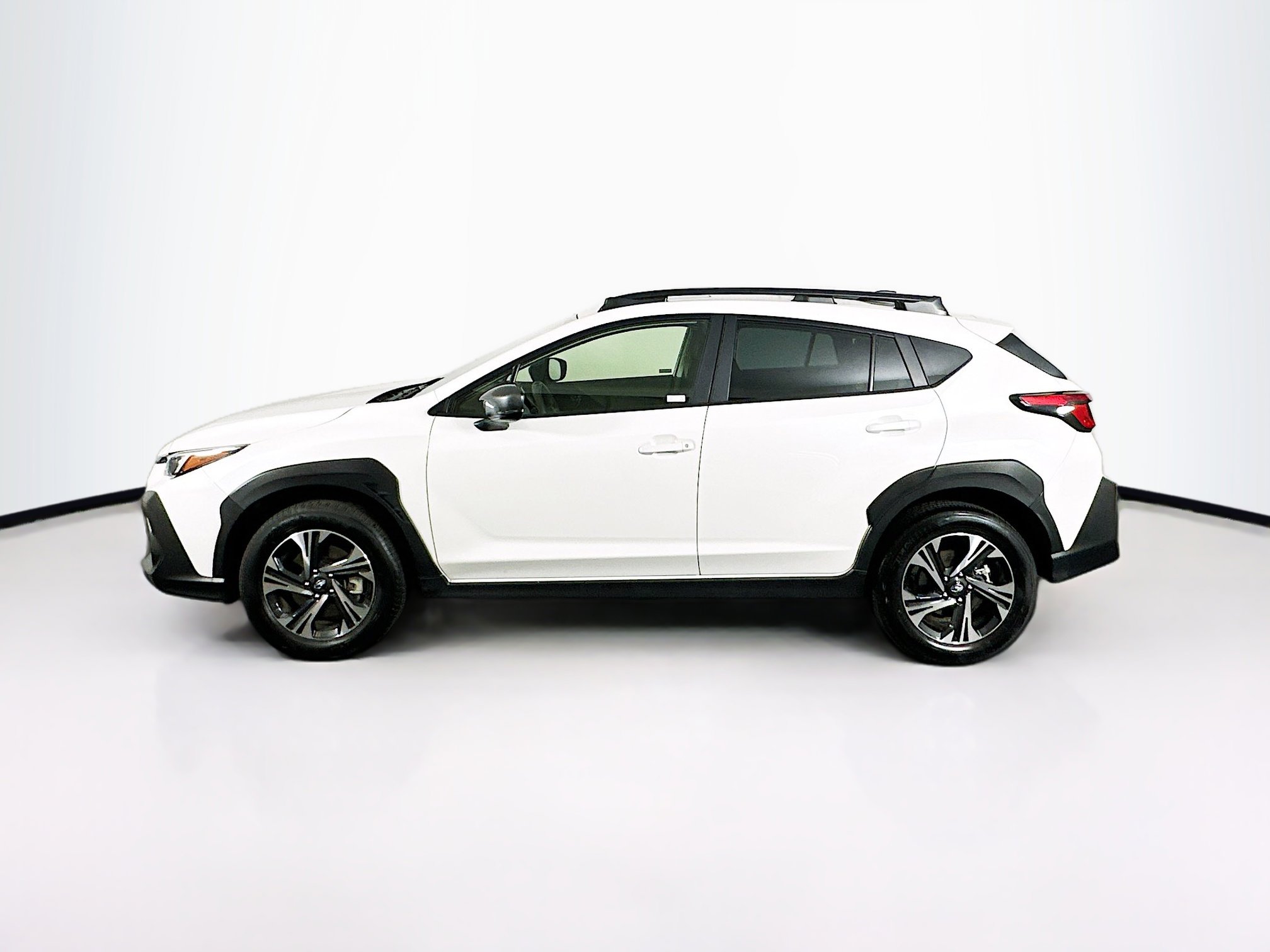 Used 2024 Subaru Crosstrek 2.0i Premium image 4