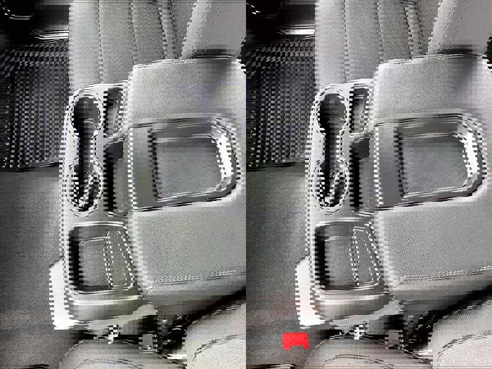 Used 2024 Chevrolet Silverado 1500 LT AWD/4WD image 19