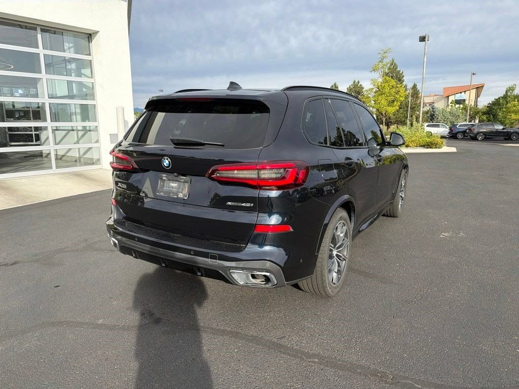 Used 2022 BMW X5 xDrive40i w/ M Sport Package AWD/4WD image 5