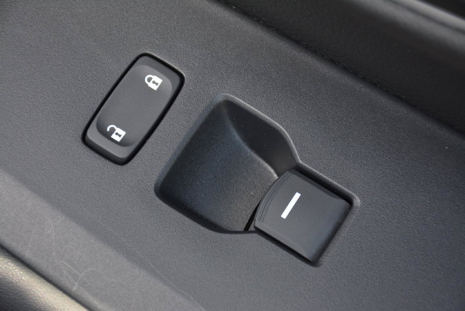 Used 2027 Honda HR-V LX image 24