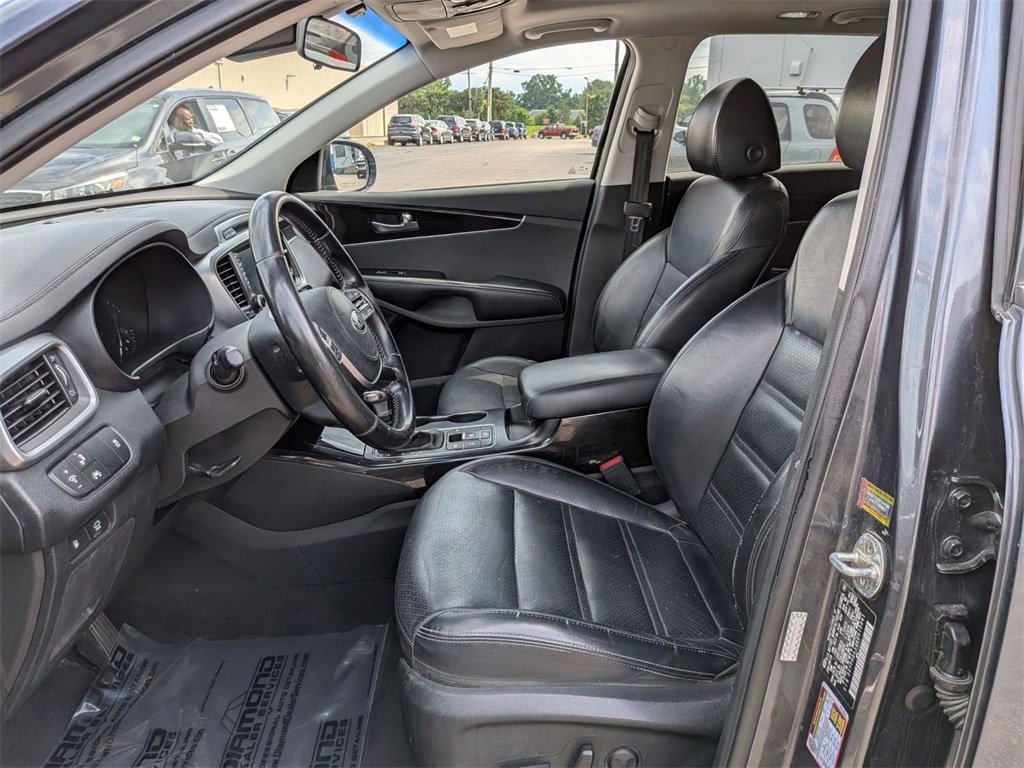 Used 2019 Kia Sorento EX image 12
