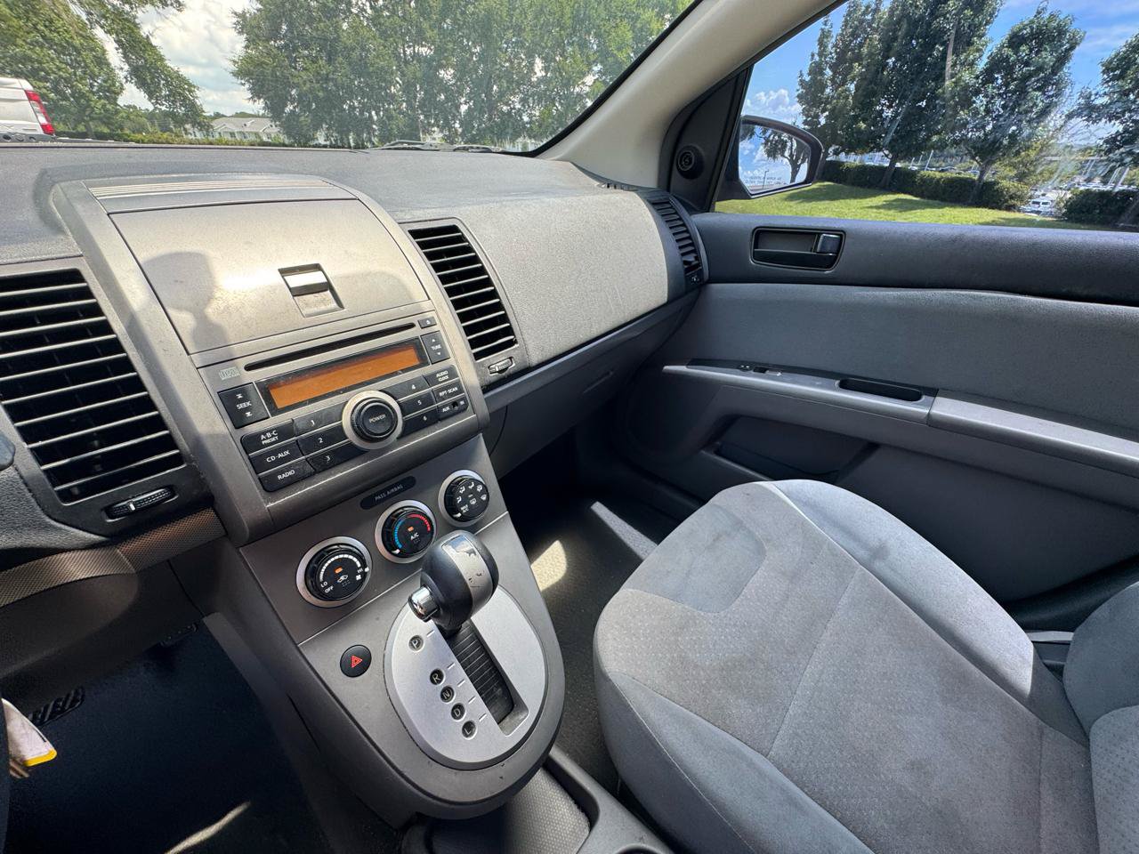 Used 2009 Nissan Sentra 2.0 FE+ FWD image 16