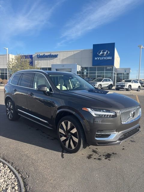 Used 2023 Volvo XC90 T8 Ultimate w/ Lounge Package image 1