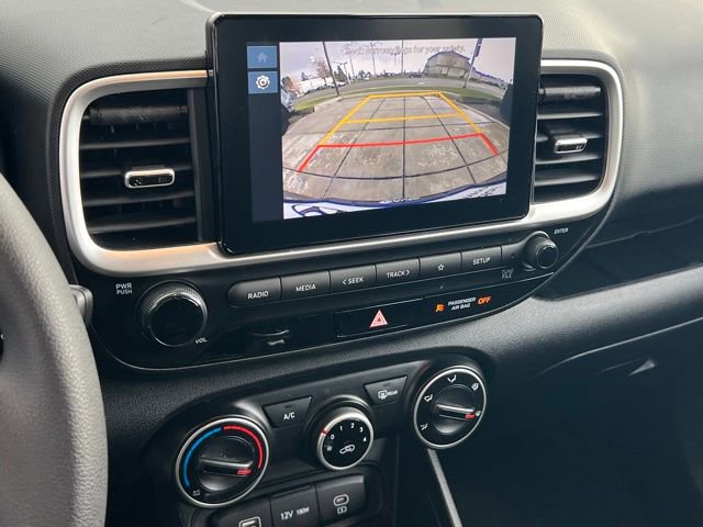 Certified 2026 Hyundai Venue SE image 25