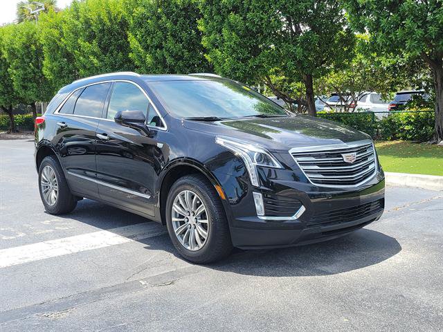 Used 2019 Cadillac XT5 Luxury FWD image 2