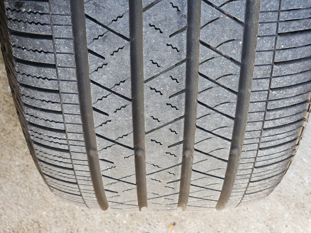 Certified 2025 Kia Sorento EX image 17