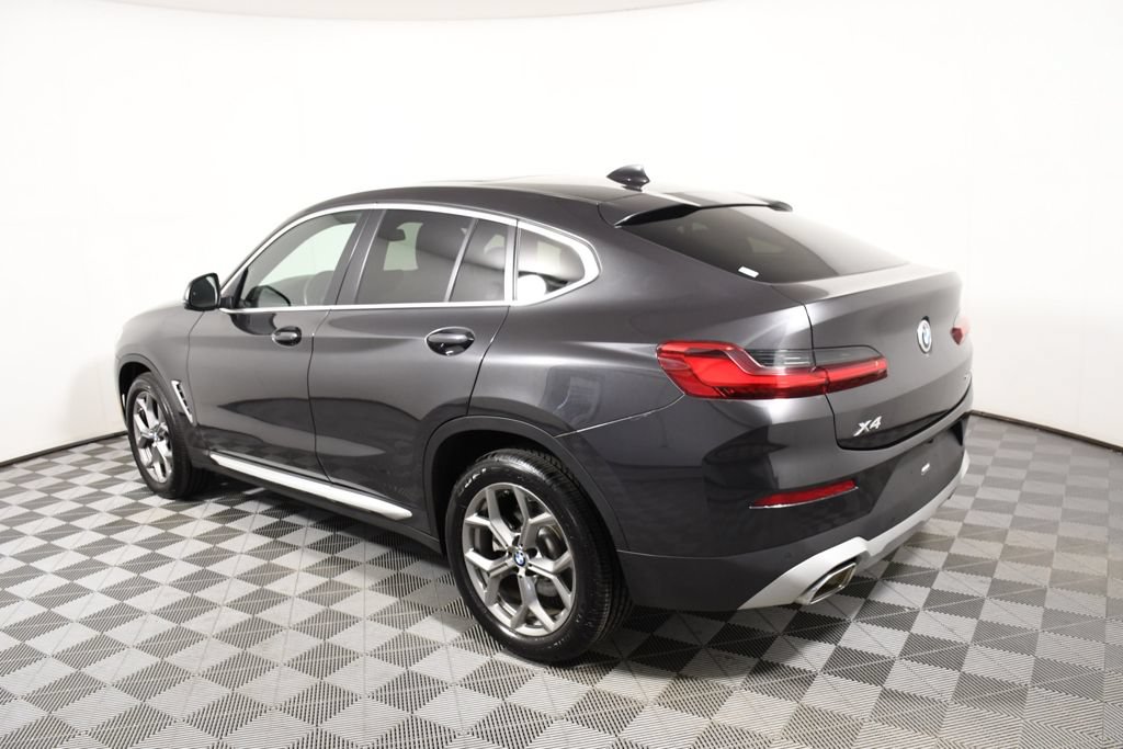 Used 2023 BMW X4 xDrive30i AWD/4WD image 3