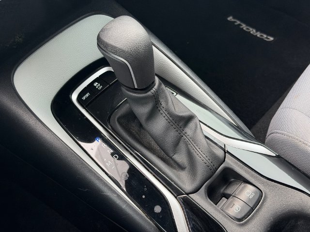 Used 2021 Toyota Corolla SE FWD image 25