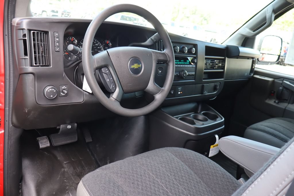 New 2026 Chevrolet Express 2500 w/ Driver Convenience Package RWD image 9
