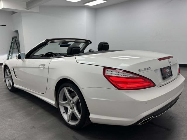 Used 2016 Mercedes-Benz SL 550 w/ Driver Assistance Package image 33