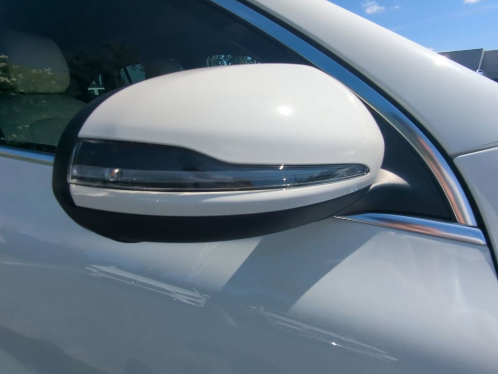 Certified 2025 Mercedes-Benz GLA 250 image 23