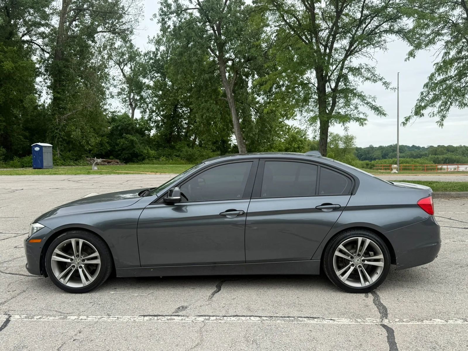 Used 2013 BMW 328i Sedan RWD image 8